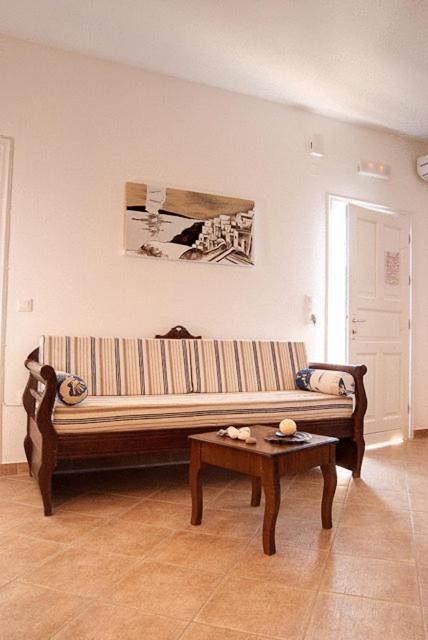 Island House Mare Apartment Mylopotas Exterior photo